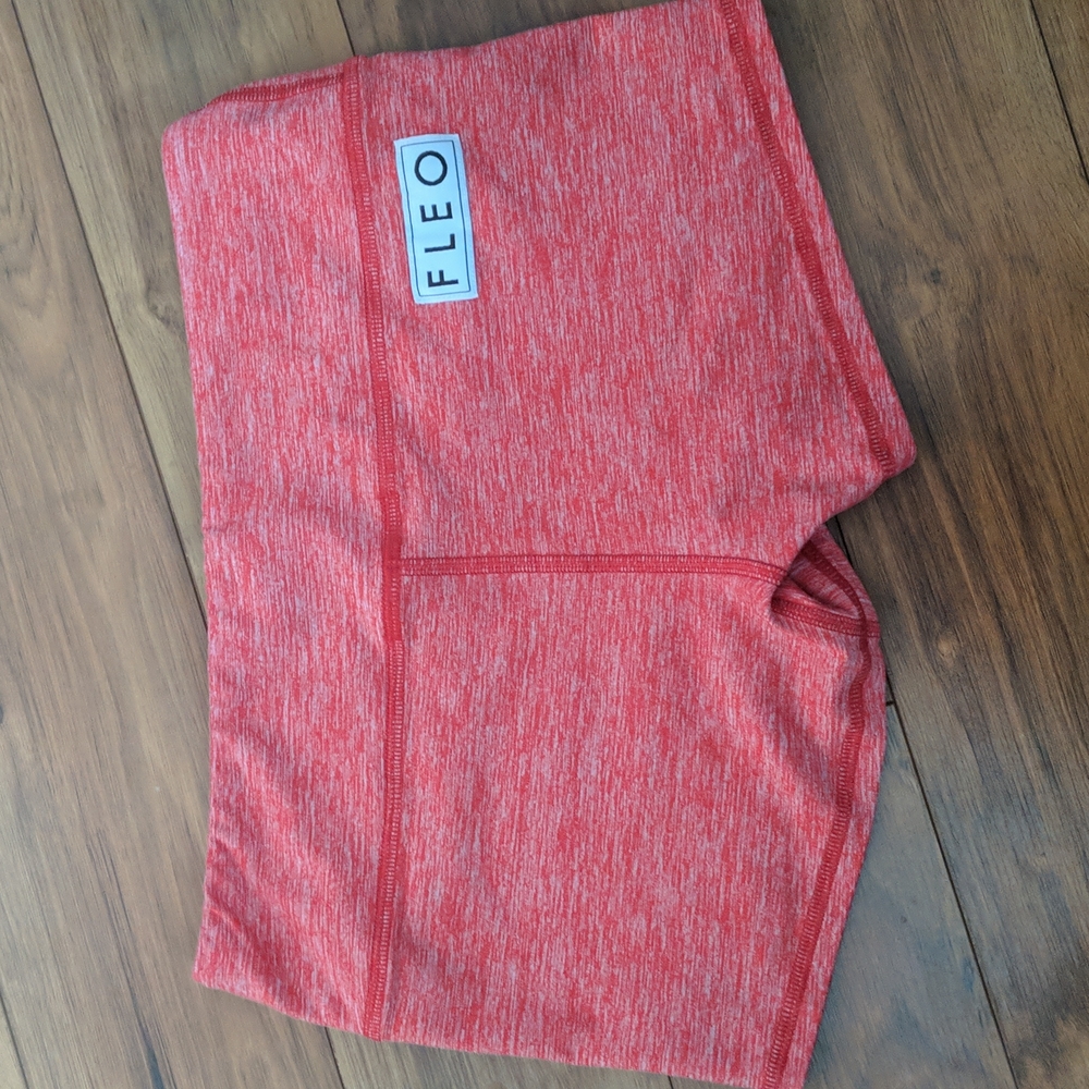 Fleo Original cut single lined shorts size M